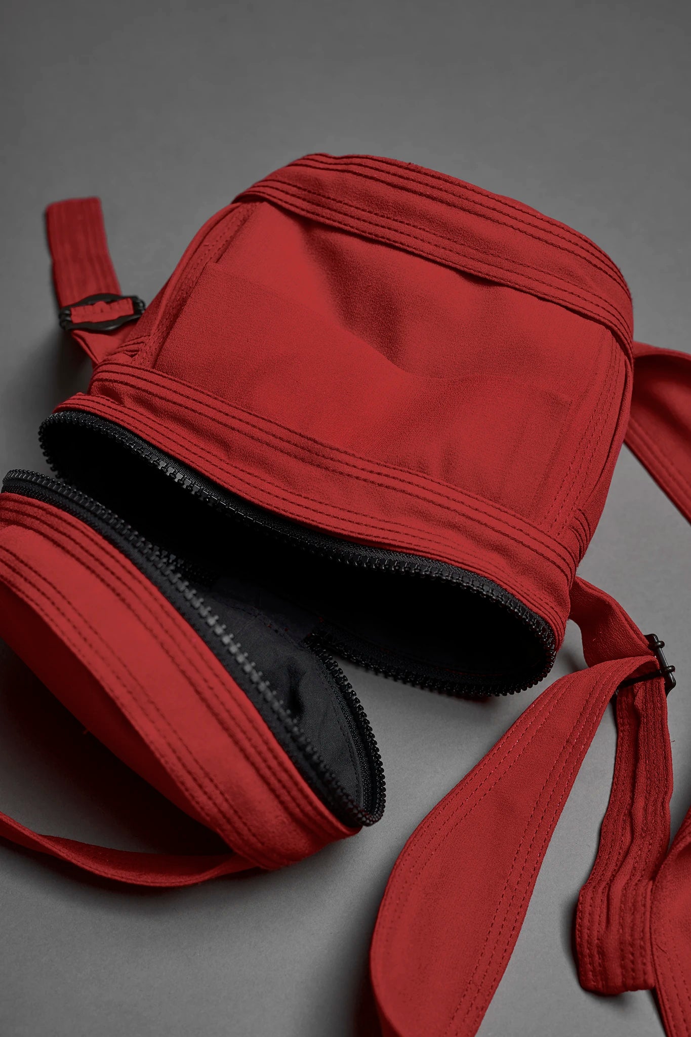Silk Barrel Bag - Bright Red