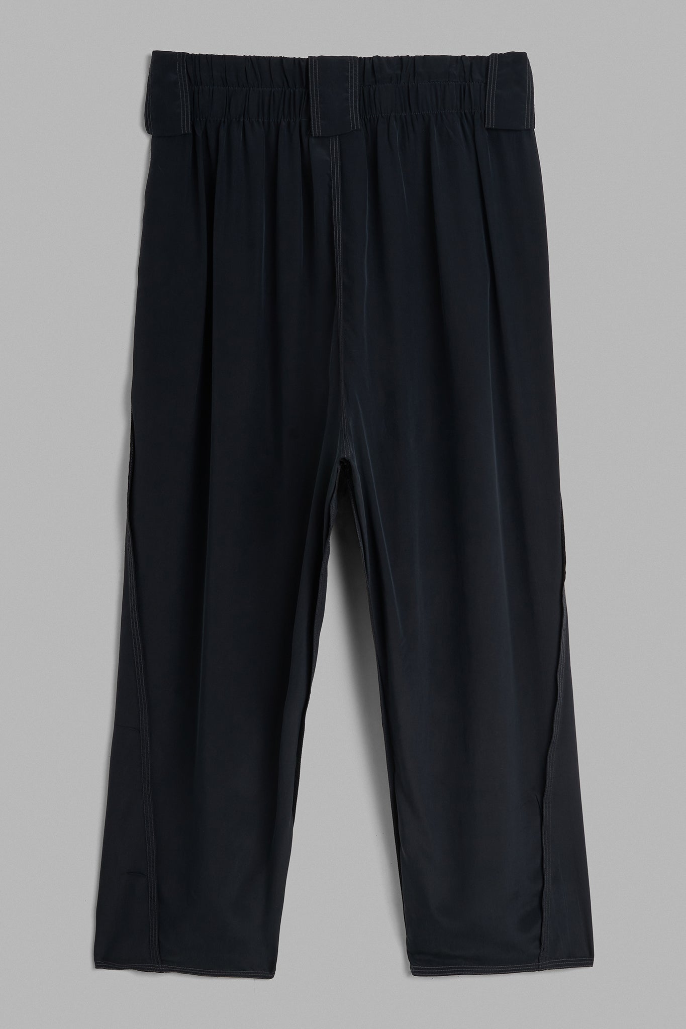 Silk Two Pocket Elastic Waist Pants - Black