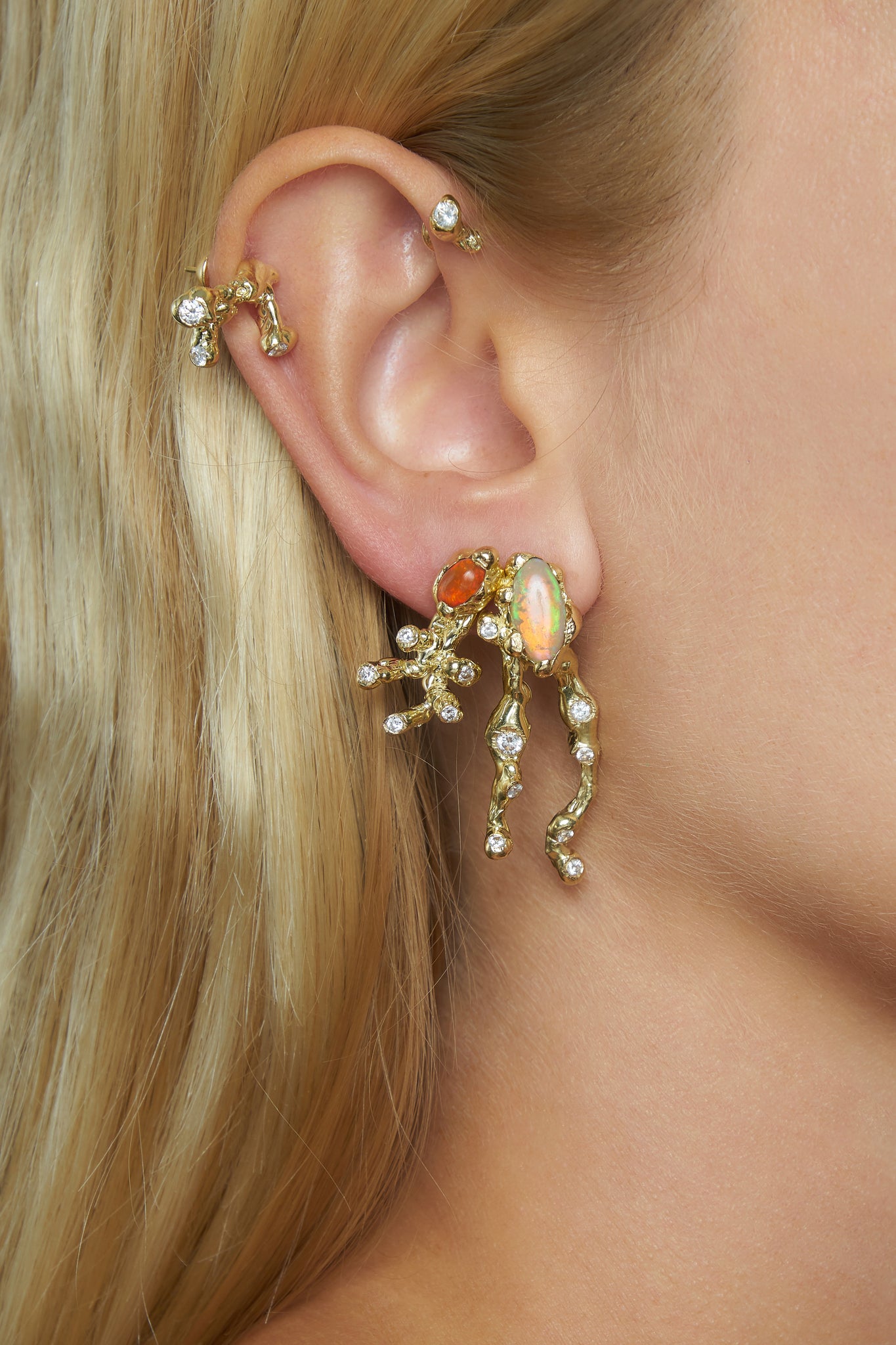 Leggy Earring