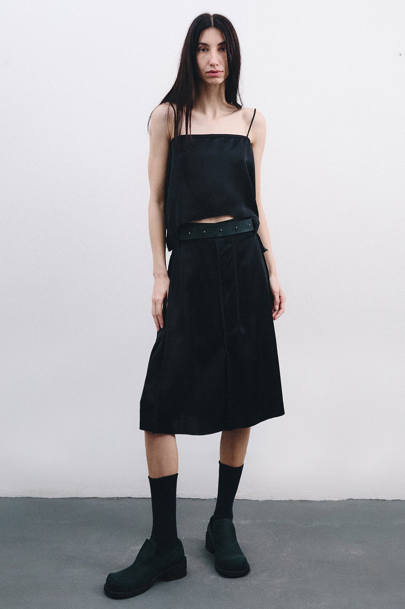 Satin Silk One Pleat Bermuda Shorts - Black