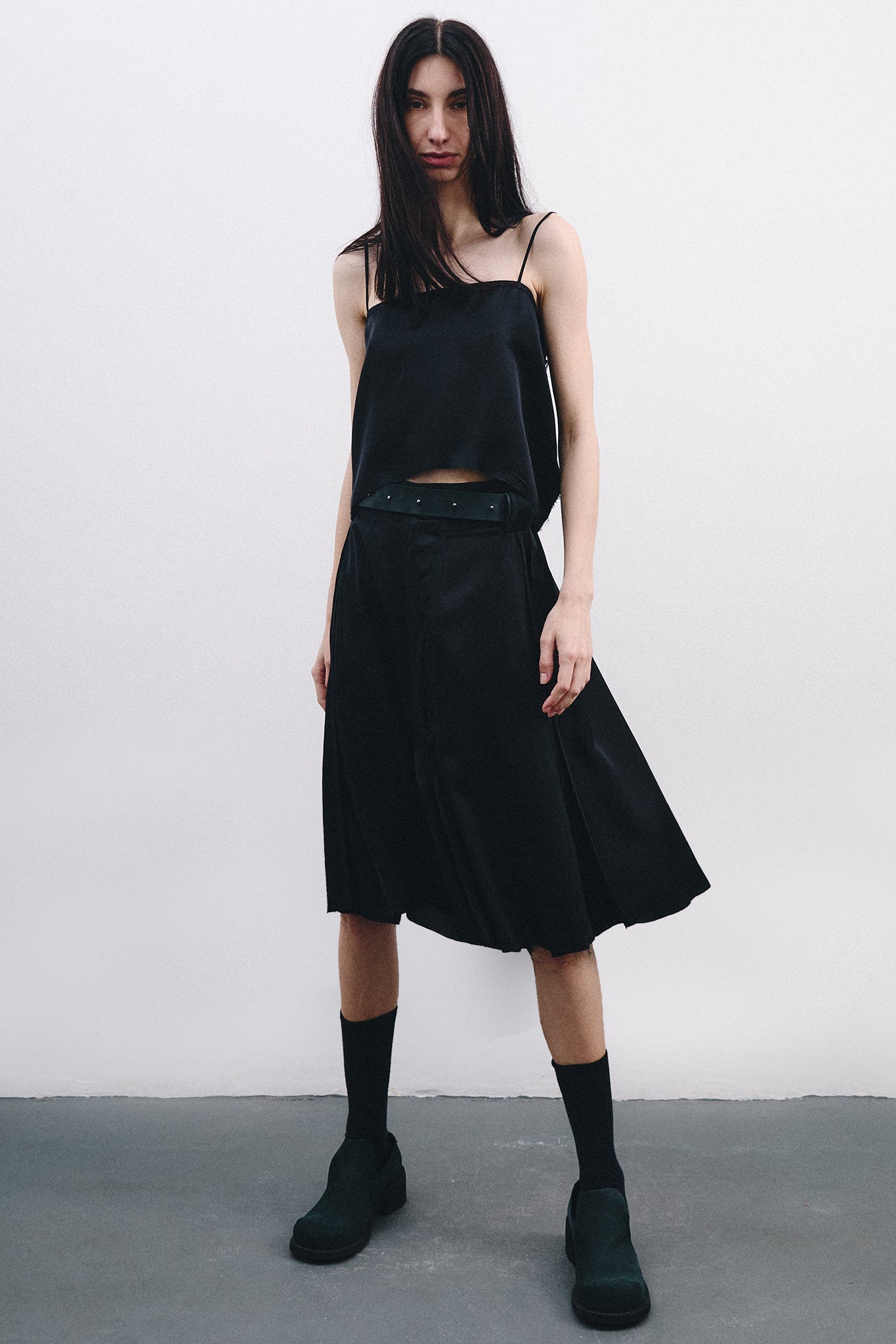 Satin Silk One Pleat Bermuda Shorts - Black