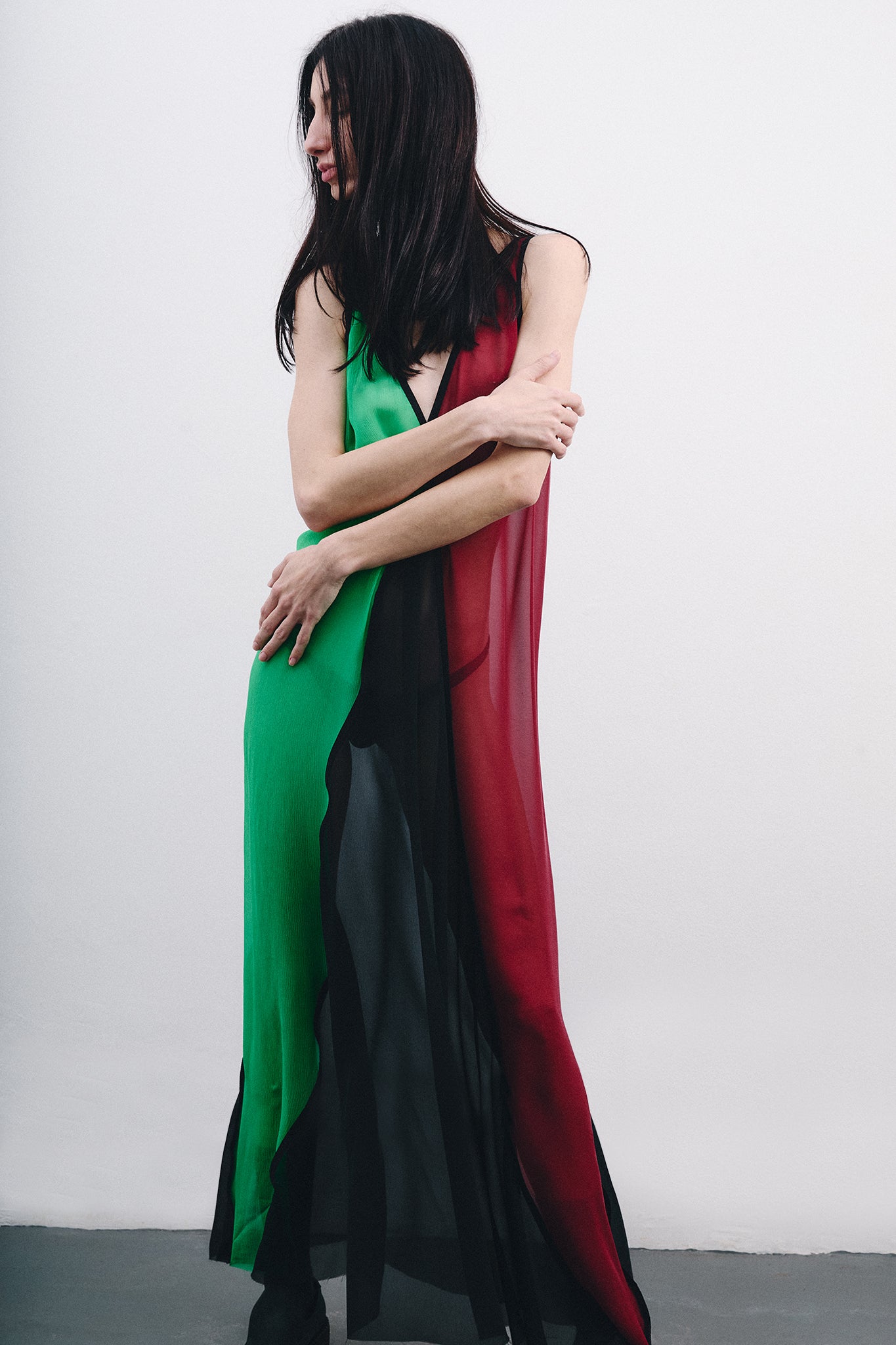 Silk Triangle Dress with V-Neck - Black & Burgundy & Green