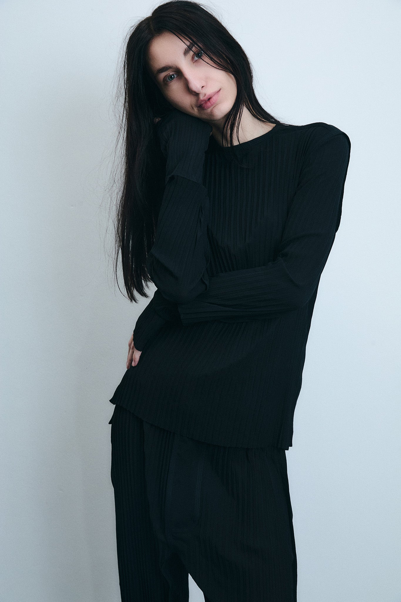Silk Pleated Mara Pants - Black
