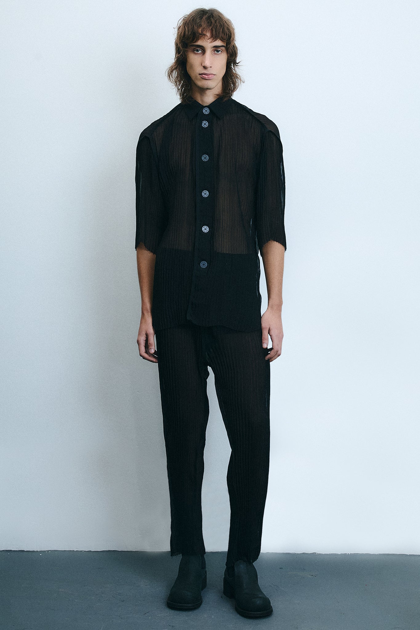 Silk Pleated Straight-Leg Trousers - Black