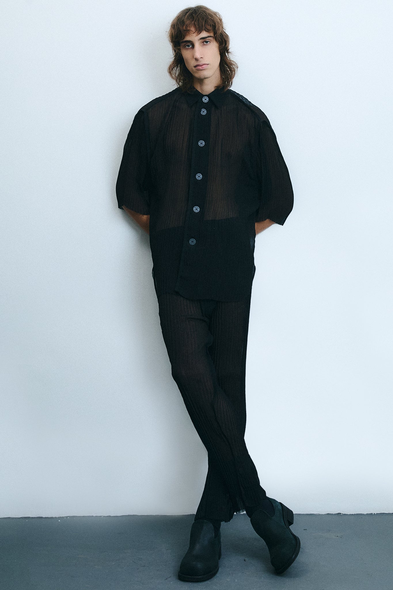 Silk Pleated Straight-Leg Trousers - Black