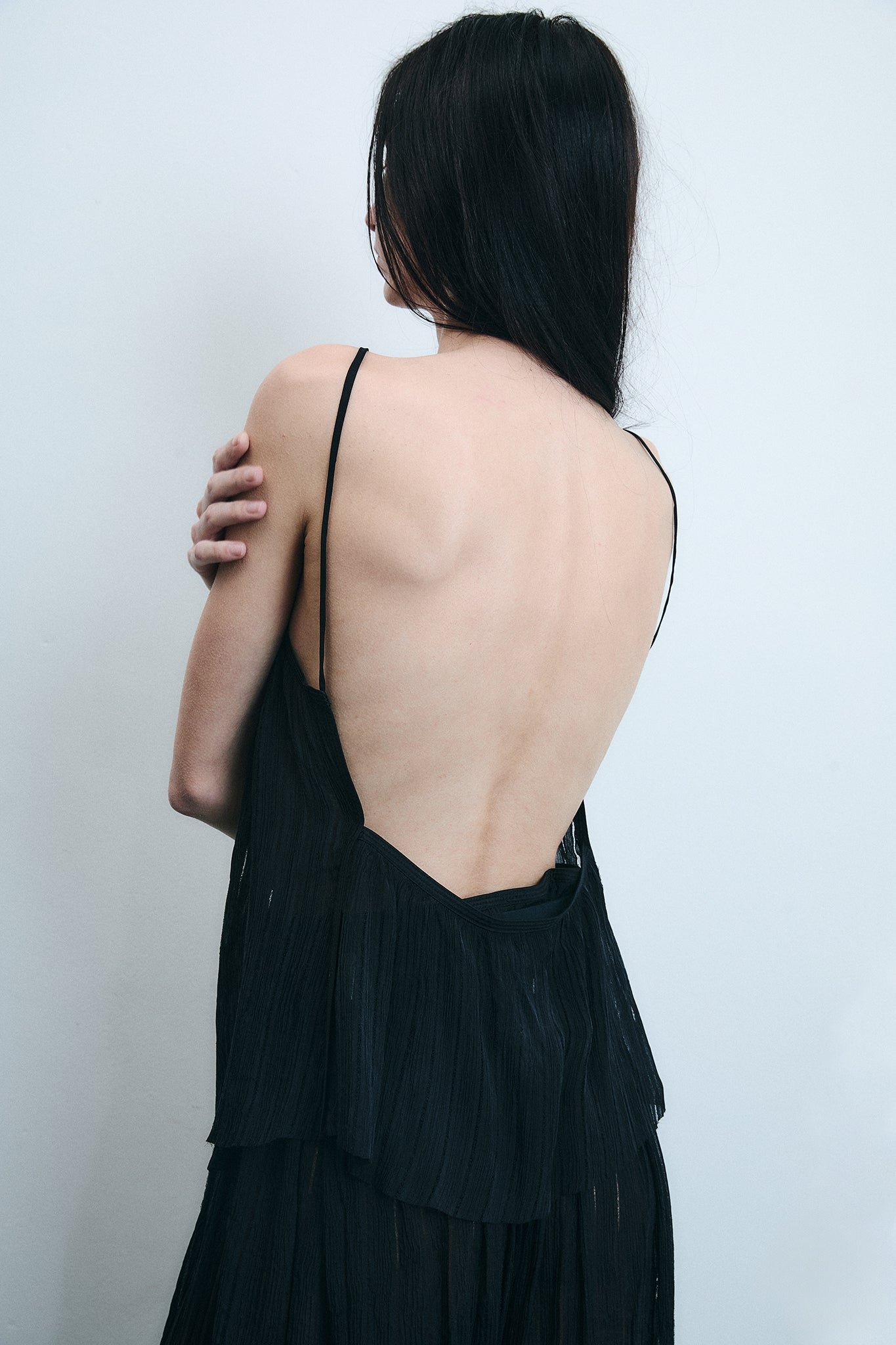Textured Silk Backless Top - Black