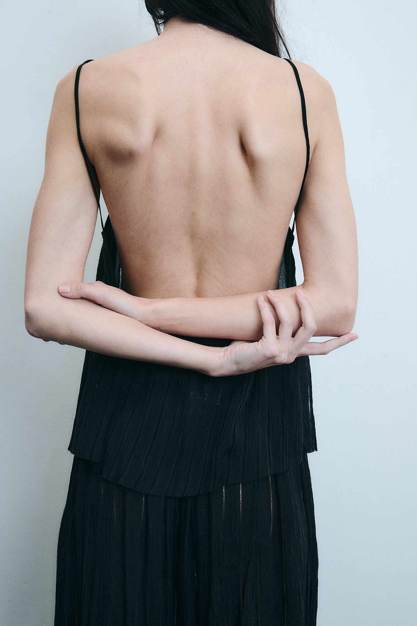Textured Silk Backless Top - Black