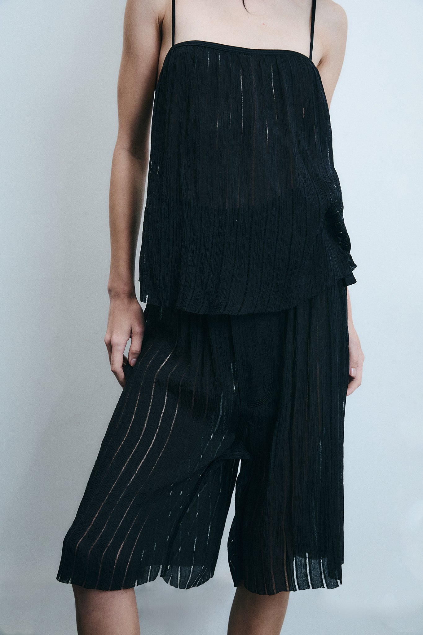 Textured Silk Backless Top - Black